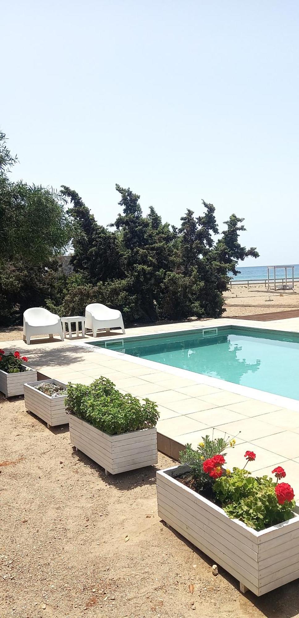 Cedar Bay Beachside Villas Palaiochora Exteriér fotografie