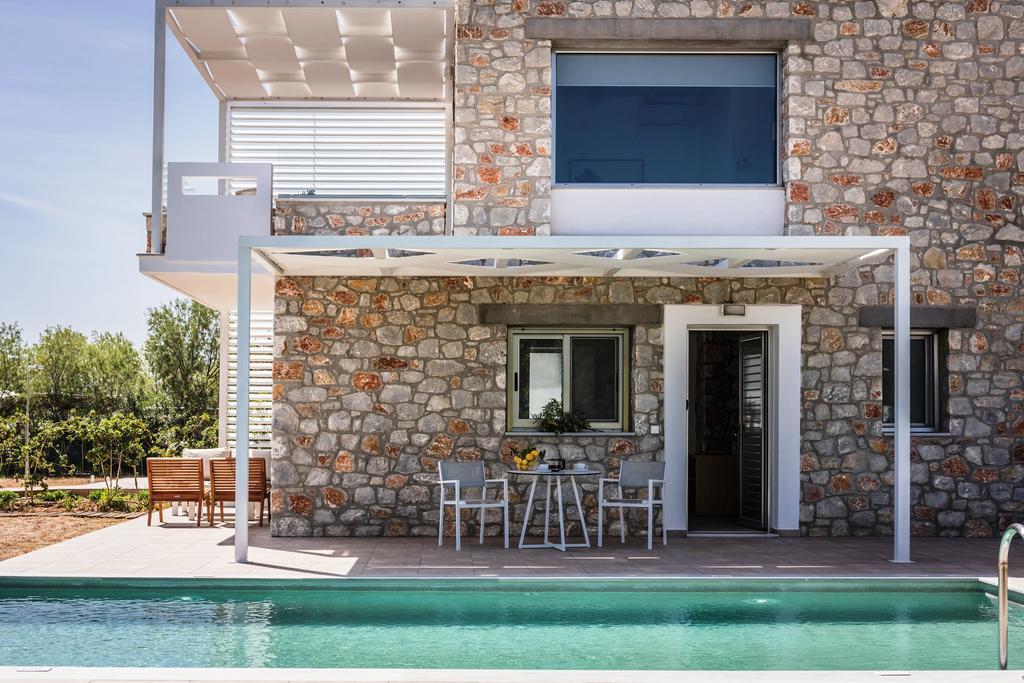 Cedar Bay Beachside Villas Palaiochora Exteriér fotografie