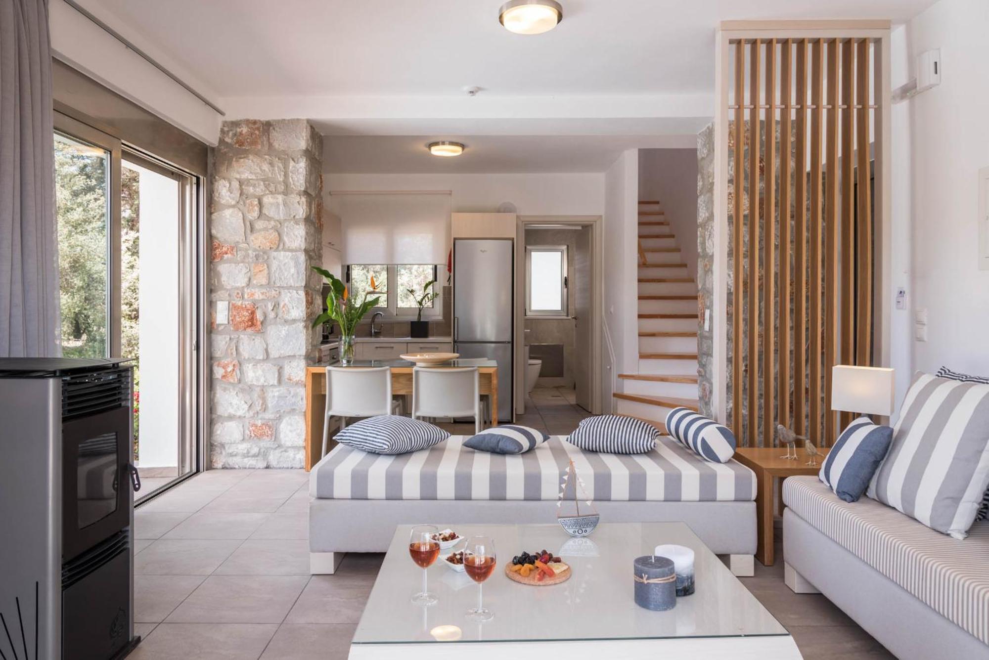Cedar Bay Beachside Villas Palaiochora Exteriér fotografie